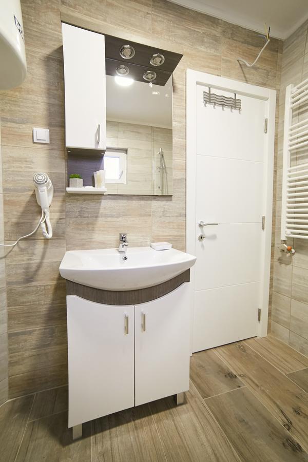 Lux Apartmani Beograd Ngoại thất bức ảnh