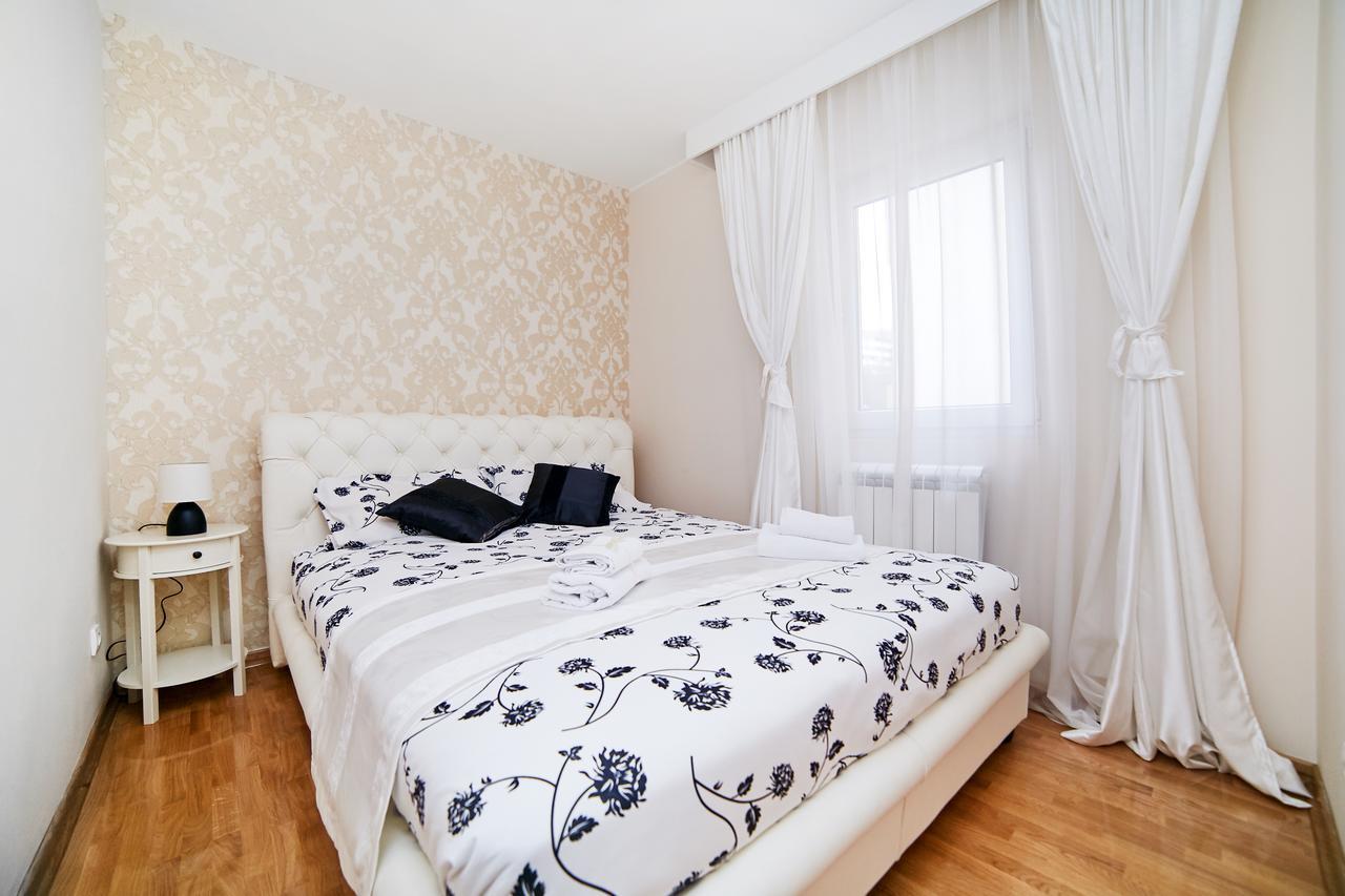 Lux Apartmani Beograd Ngoại thất bức ảnh
